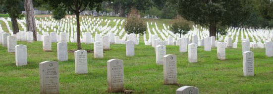 El muerto al hoyo y el vivo a los trámites. – La vida tiene un final para todos.